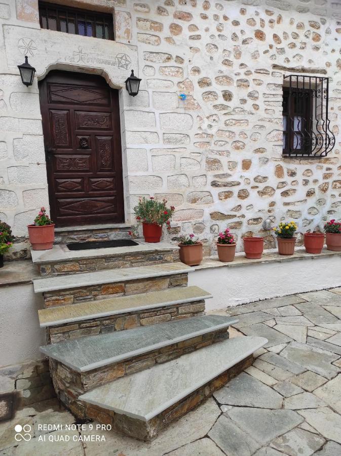 Θετισ Hotell Vizítsa Eksteriør bilde