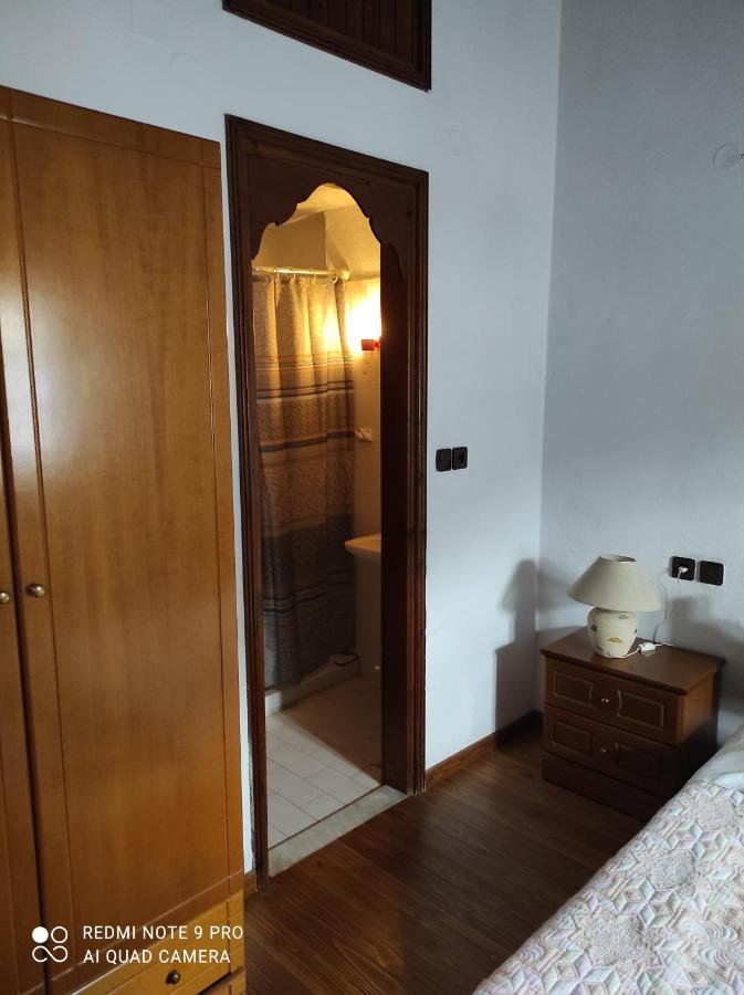 Θετισ Hotell Vizítsa Eksteriør bilde